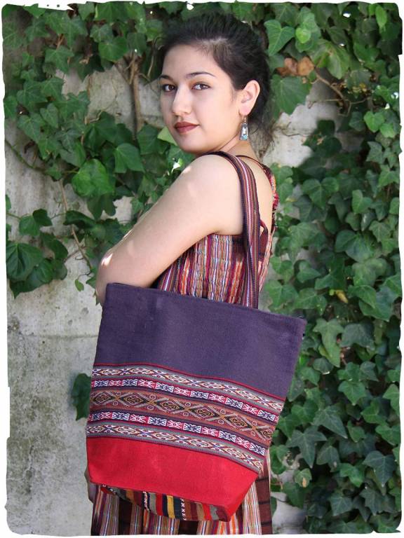 Handtasche aus Alpakawolle CHINCHERO