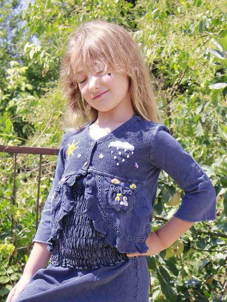 Bestickte Sommer-Babyjacke Anna