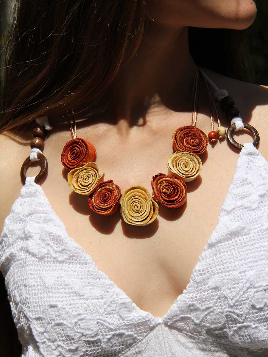 collana organica di buccia di arancia rosa