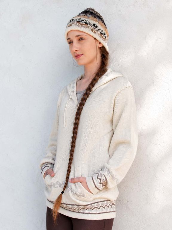 Maglione con cappuccio Angelina.